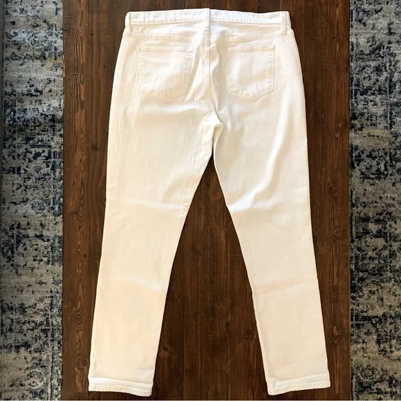 J. Crew Slim Broken In Boyfriend Jeans White Size 31T - Picture 2 of 10